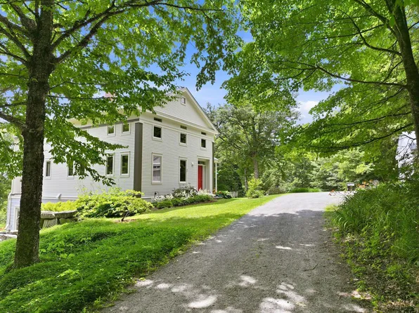 1634 Montgomery Road, Hardwick, VT 05836