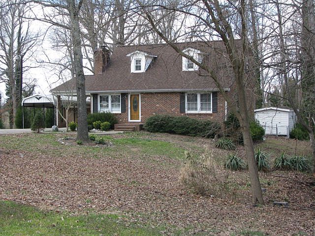 1st image of 206 Plantation Dr
