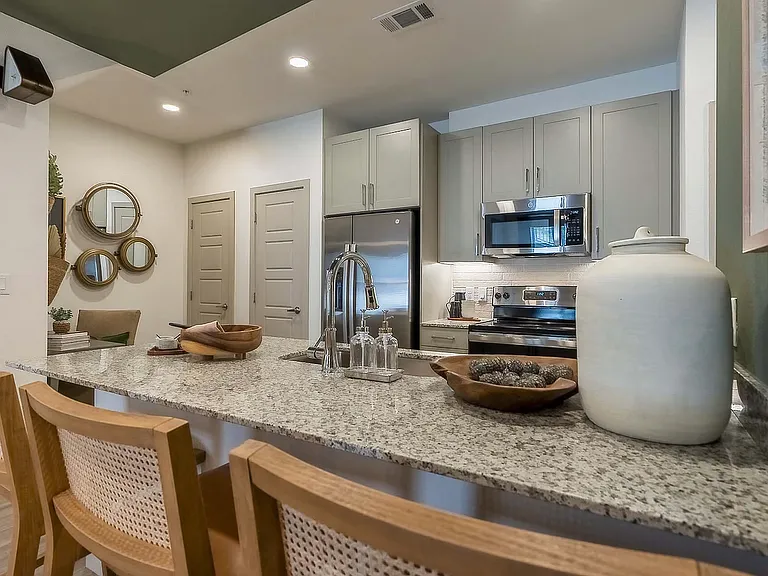 Cowboy Canyon Dr — Photo 4