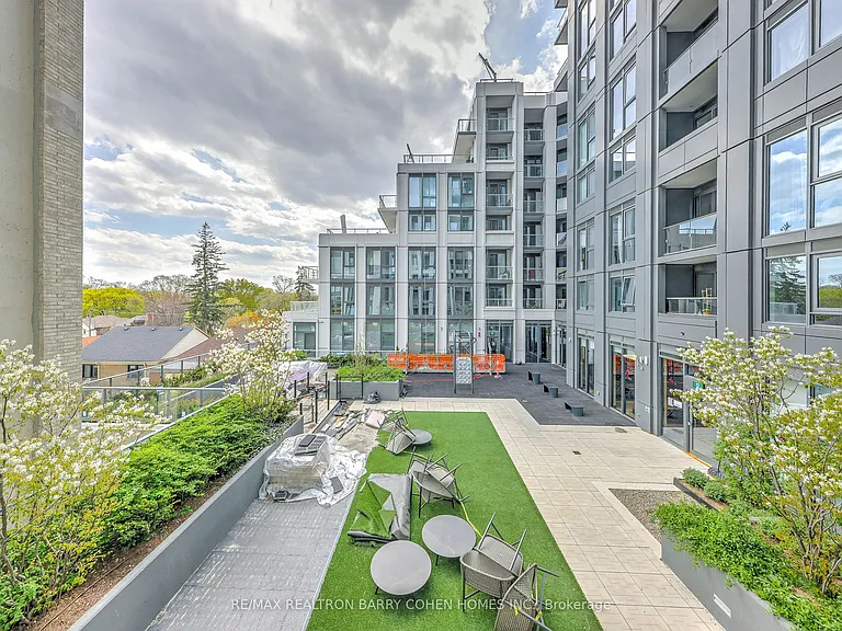 2020 Bathurst St #339 — Photo 33