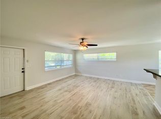 2360 14th St N, Naples, FL 34103