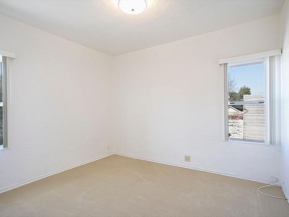 5th image of 315 N Atlantic Blvd