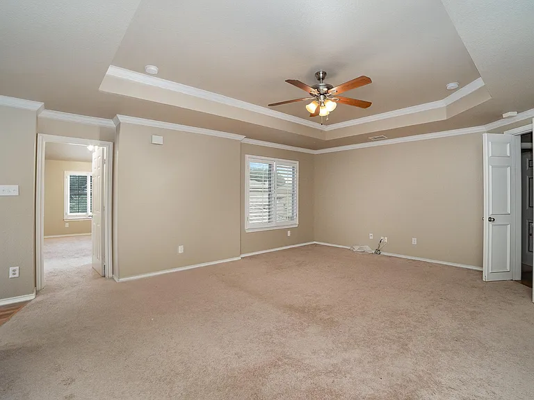 1800 Montura Ln — Photo 15