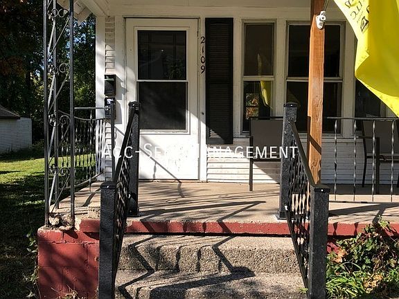 2nd image of 2109 Saint Charles Ave SW #1