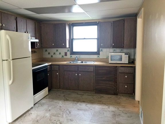 2nd image of 404 E Margaret St