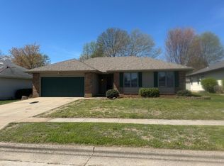 3213 S Westwood Ave, Springfield, MO 65807
