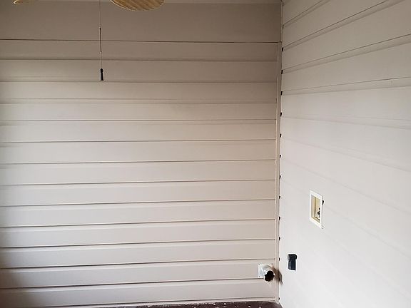 3rd image of 2349 Norwood Blvd