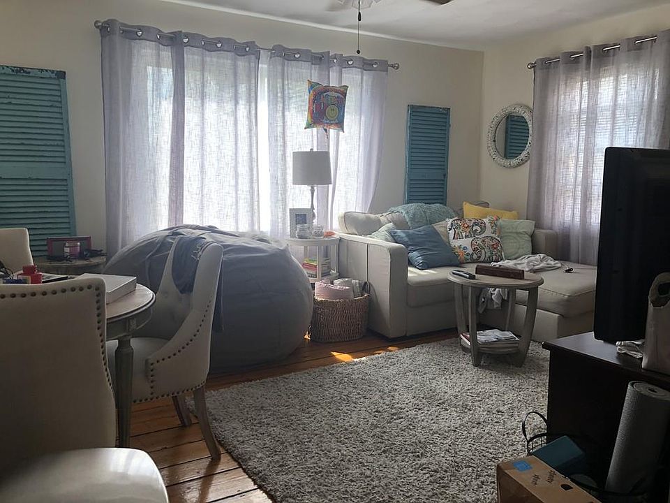 2nd image of 6R Sackville St APT 2