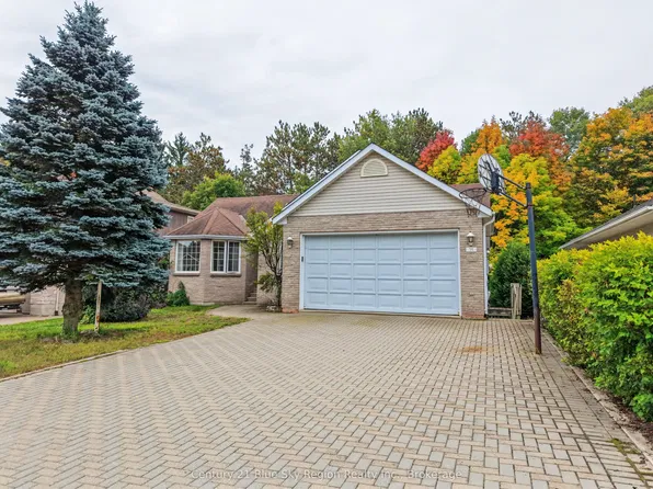 35 Janey Ave, North Bay, ON P1C 1N1