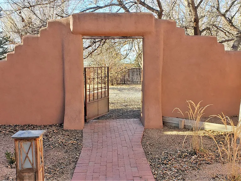 Entrance gate to Casa Lucky