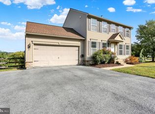 281 Merwood Dr, Morgantown, PA 19543