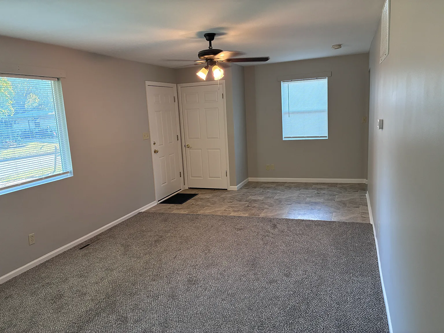 3 bed, 960 sqft, $1,250 — Photo 1
