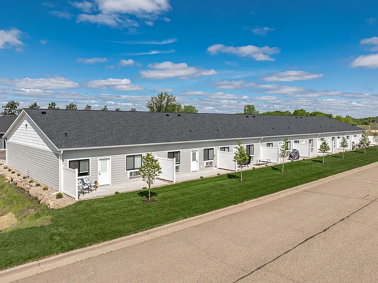1197 Liberty Dr — Photo 18