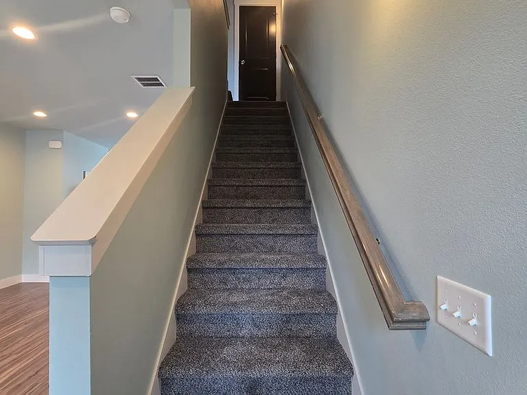 1904 Songbird Dr — Photo 12