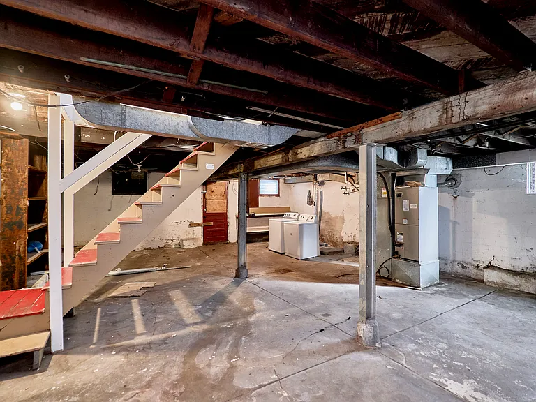 4673 Dewey Ave — Photo 14