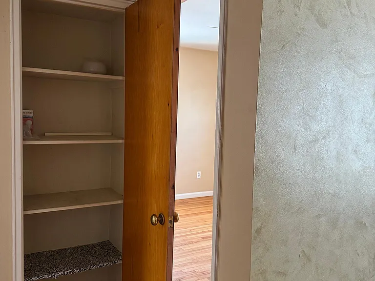 21909 Snow Ave — Photo 19