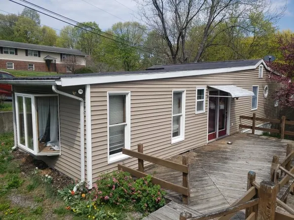 230 Highland Avenue, Marlboro, NY 12542