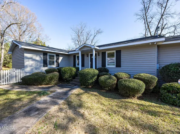 155 W Johnston St, Forsyth, GA 31029