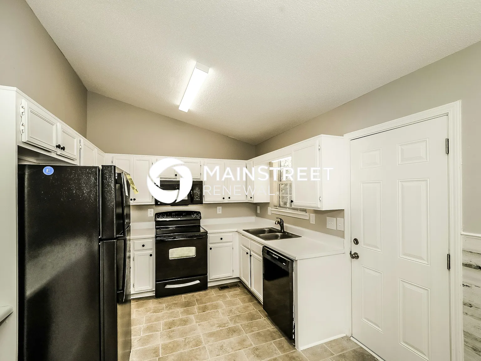 33 Daisy Ln — Photo 4