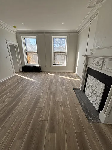 441 State St Photo 1