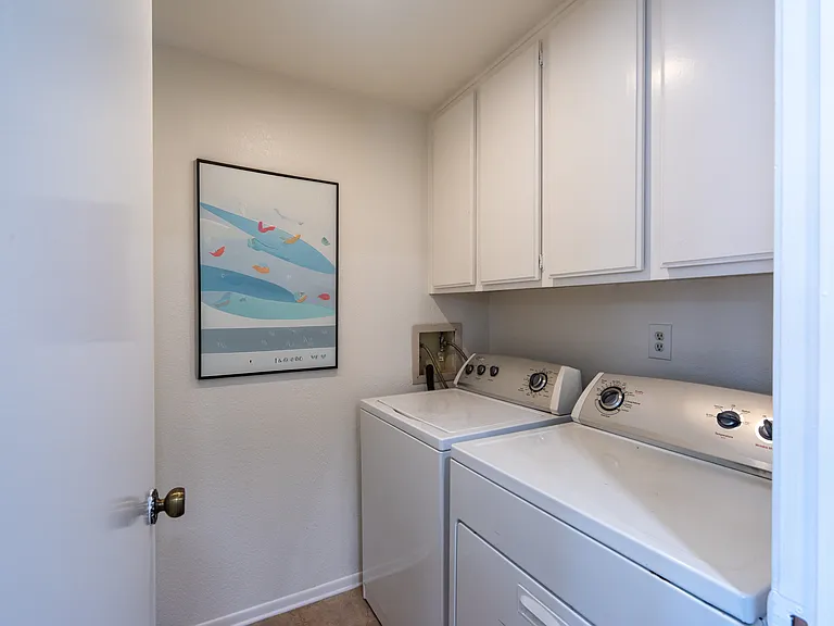 2571 Plaza Del Amo #209 — Photo 10