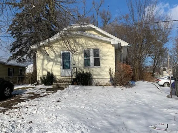 2504 Charlotte St, Jackson, MI 49203