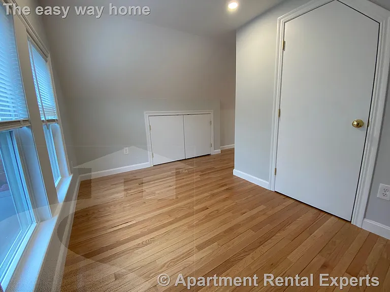 10-12 Trapelo Rd #5 — Photo 10