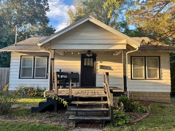 703 Charles St, Lawrenceville, IL 62439