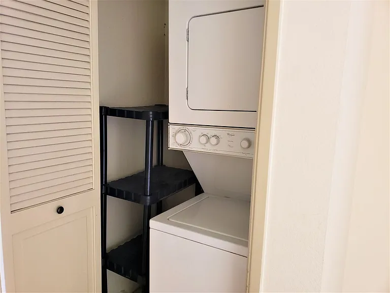 1950 Upas St #401 — Photo 6