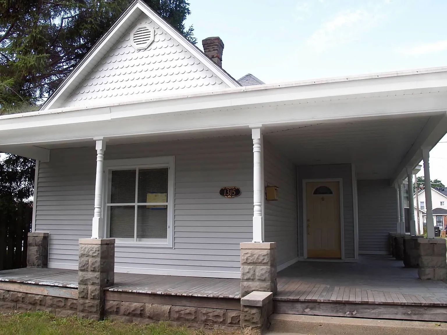 Cass St, Fort Wayne — Photo 1