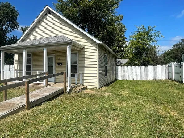 2604 Cayuga St, Granite City, IL 62040