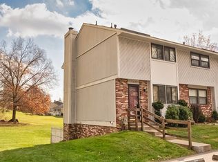 1040 Ryeland Ct, Bridgeville, PA 15017
