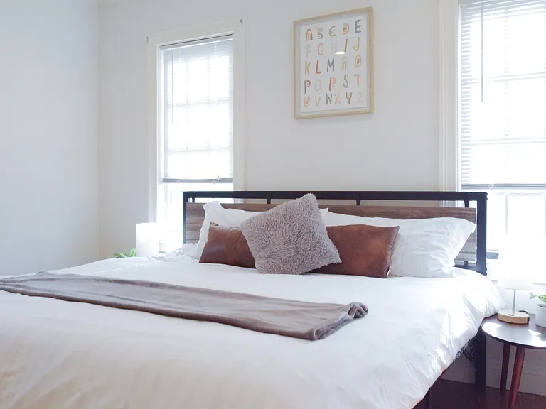 87 Stephen St #1C — Photo 58