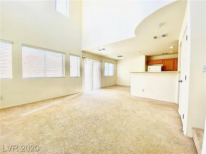 3 bed, 2.5 bath, 1419 sqft, $850 — Photo 4