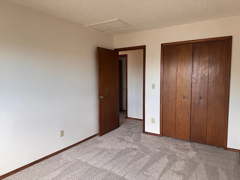 3827 Glenhurst St — Photo 18