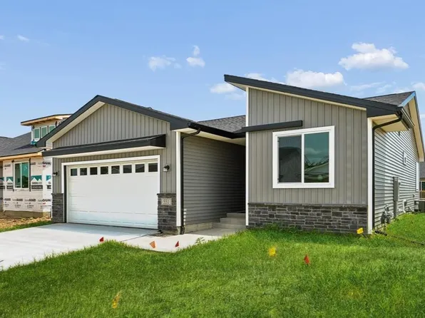 551 NW Rockwood Ln, Grimes, IA 50111