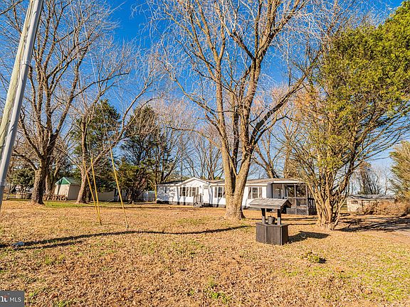 2nd image of 12579 Whitesville Rd