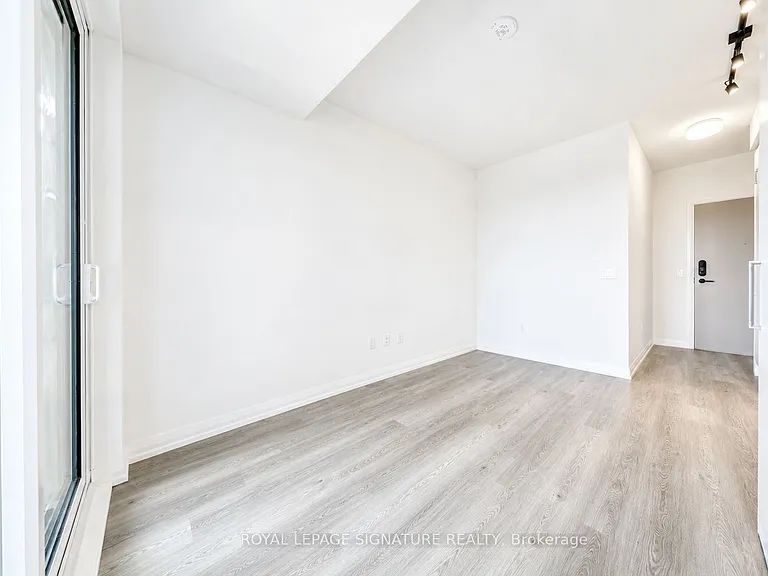 292 Dundas St W #1501 — Photo 5