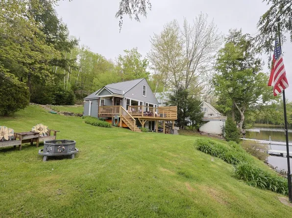 74 Kelly Road, Stark, NH 03582