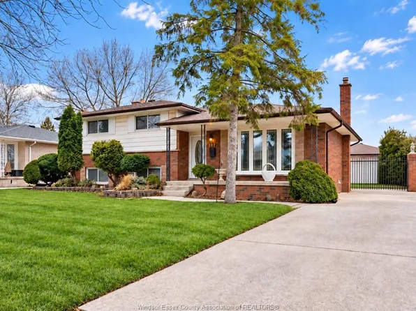 1116 Sumach Cres, Windsor, ON N8S 2S4