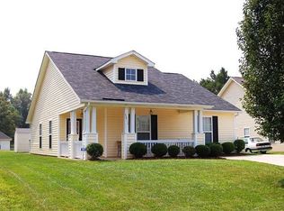 5012 Gibbons Link Rd, Charlotte, NC 28269