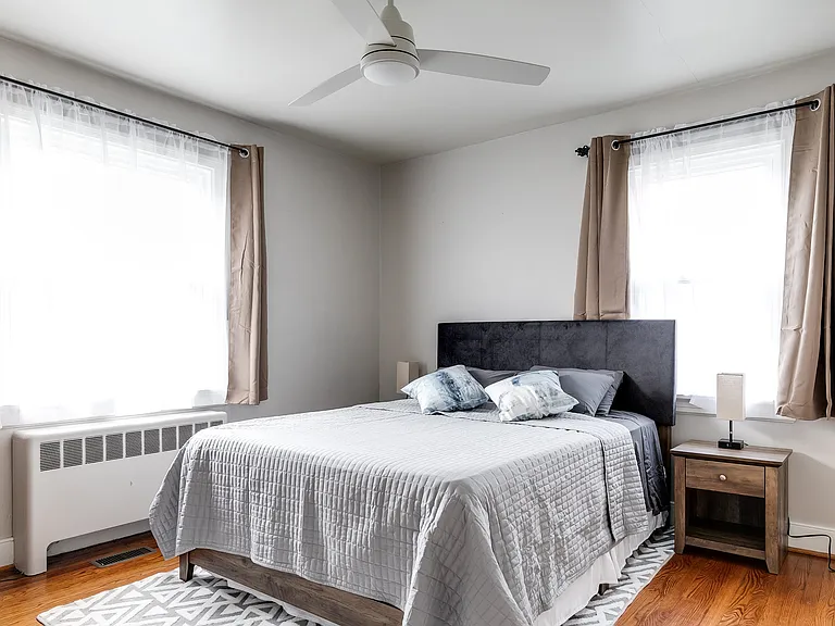 2424 Wedgewood Ave — Photo 16