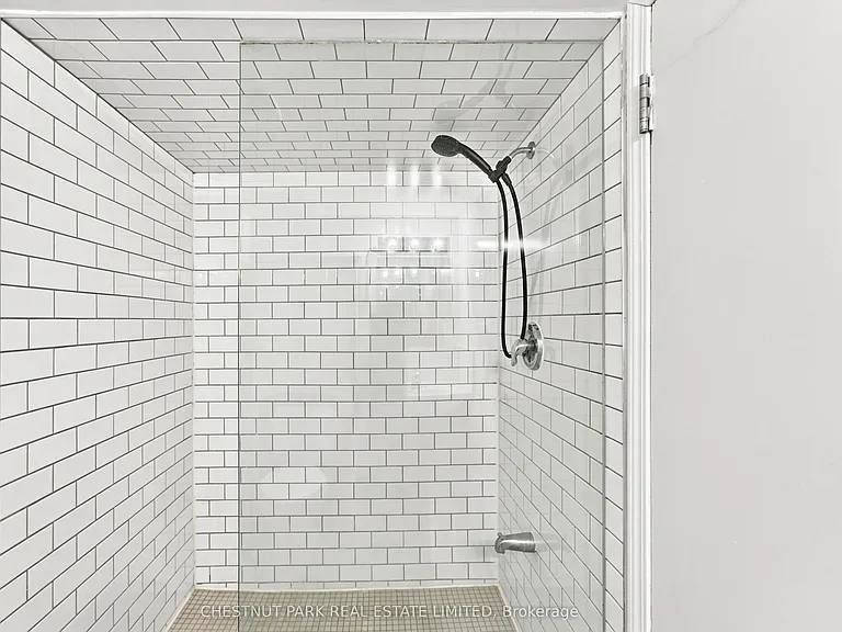 208 Greenwood Ave #1 — Photo 22