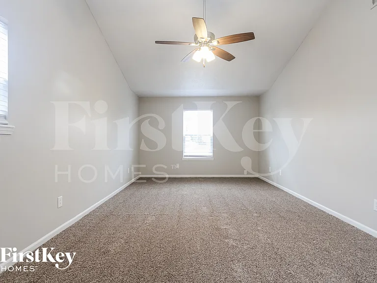12819 Sinclair Pl — Photo 9