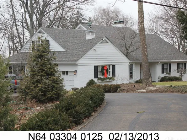 3330 Stonebridge Rd, Kettering, OH 45419