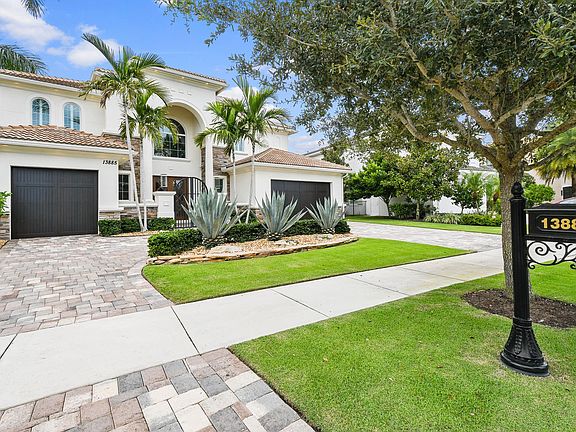 5th image of 13885 Willow Cay Dr