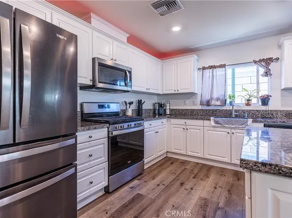 16664 Hawks Hill St, Victorville, CA 92395