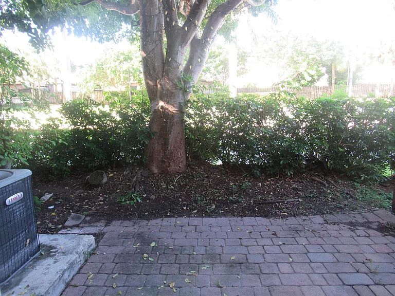 9247 SW 227th St — Photo 4