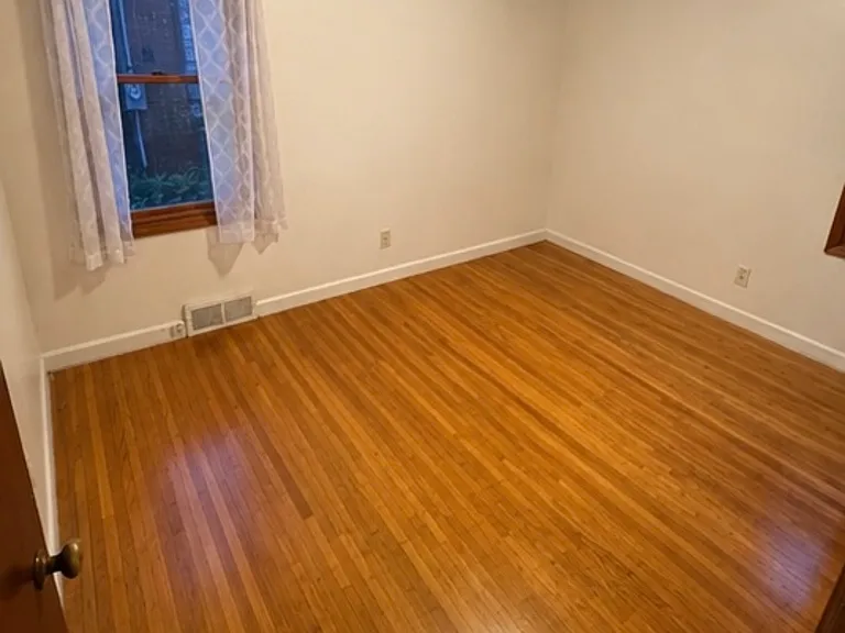 59 Hiler Ave — Photo 2