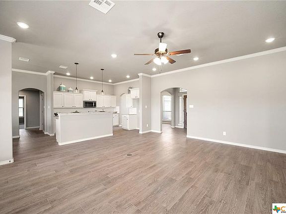 4th image of 4005 Joe Bozon Dr